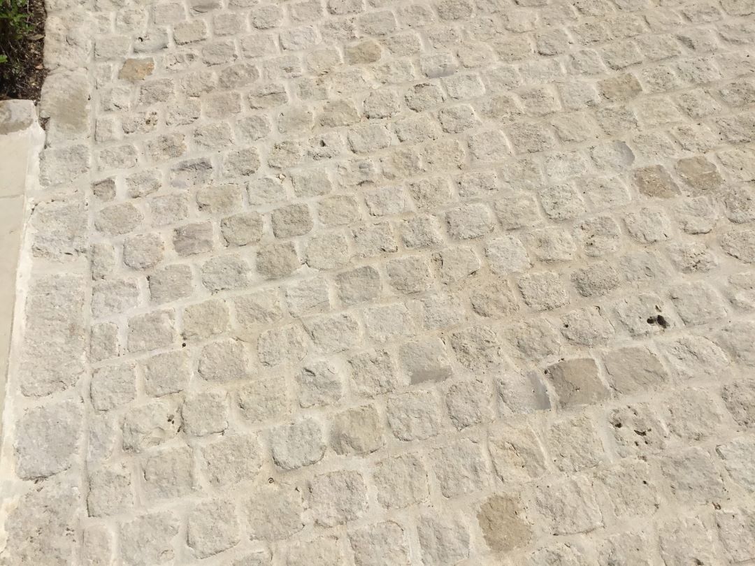 Tile & Flooring